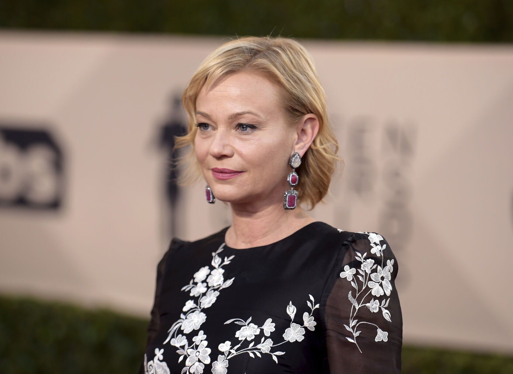 Samantha Mathis